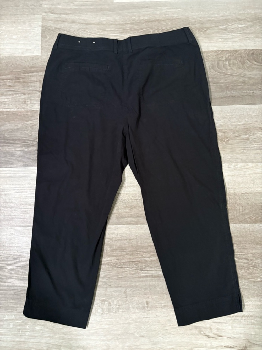 Chicos Black Stretch Casual Capri Pants - Picture 5 of 7